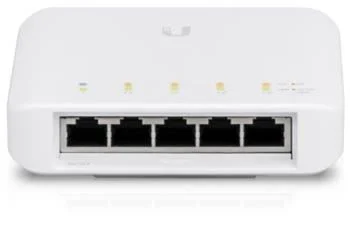 Ubqiutii Networks 5-Port L2 Gigabit Switch with PoE Support