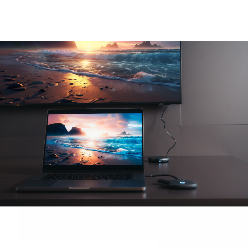 Verbatim Share My Screen USB-C Wireless Display Adapter 4K with Hub WDA-02