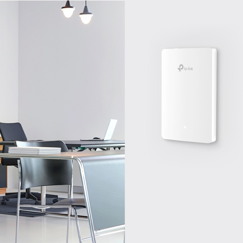 TP-Link Omada AX1800 bežična pristupna točka zidna/stropna Dual-Band Wi-Fi 6 (AP) 574Mbps/1201Mbps (2.4GHz/5GHz), 802.11ax/ac/n/g/b/a, 4×G-LAN, podrška za PoE, 2×interna antena