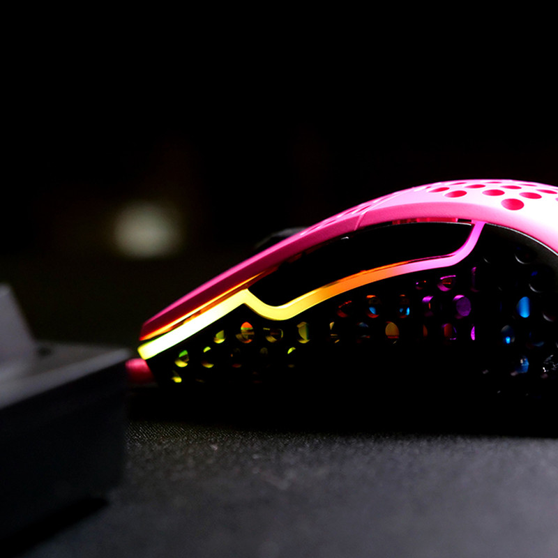 Cherry XTRFY M4 RGB igraći miš, 16000 cpi, USB, rozi